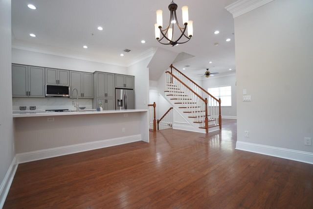 214 S Latitude Circle, Delray Beach, FL 33483