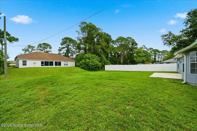 1227 Wing Road SW, Palm Bay, FL 32908