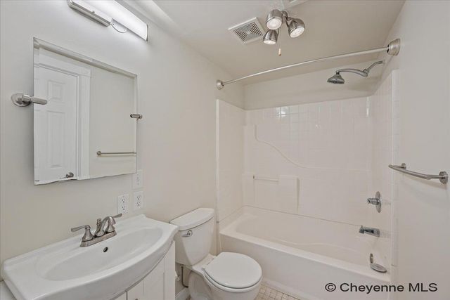 1648 SWING DR, Cheyenne, WY 82007