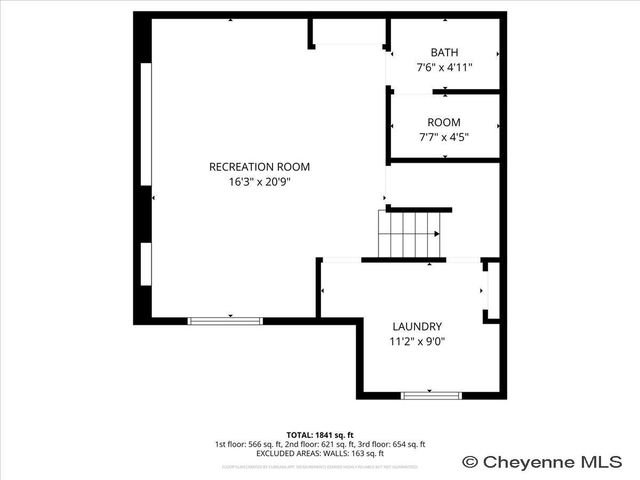 1648 SWING DR, Cheyenne, WY 82007