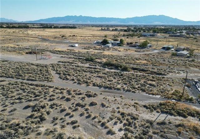 880 South Cherokee Street, Pahrump, NV 89048