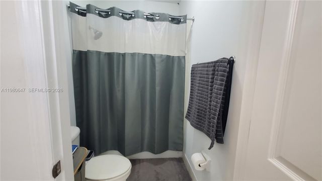 1225 NE 32nd Ave, Homestead, FL 33033