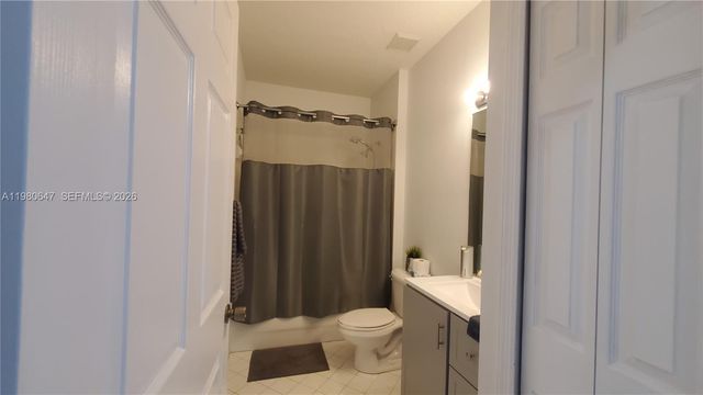 1225 NE 32nd Ave, Homestead, FL 33033