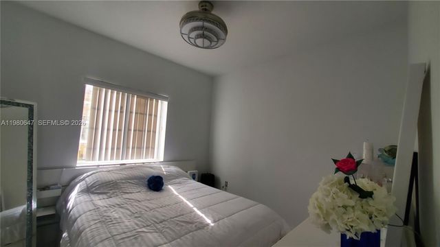 1225 NE 32nd Ave, Homestead, FL 33033