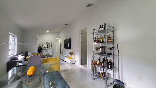 1225 NE 32nd Ave, Homestead, FL 33033