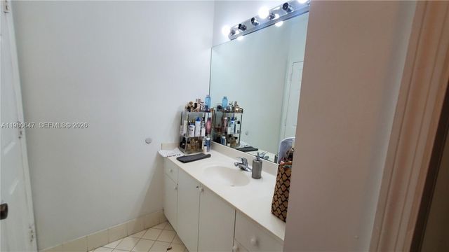 1225 NE 32nd Ave, Homestead, FL 33033