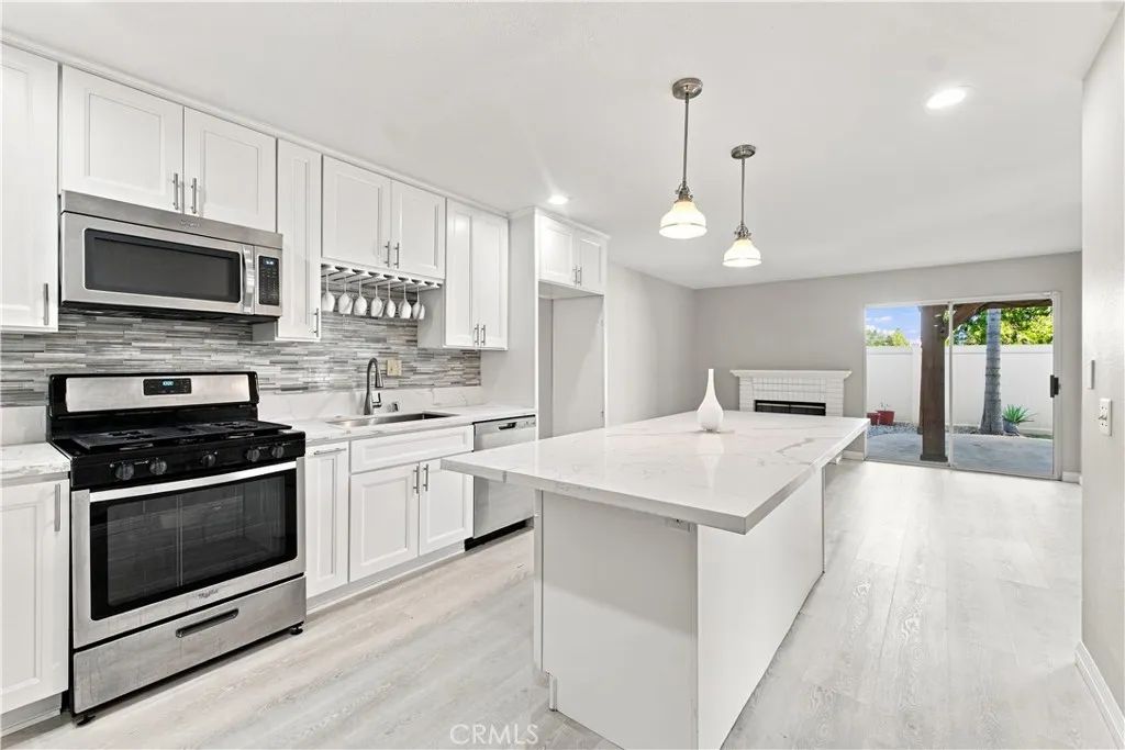 811 Ranch Vista, Corona, CA 92879