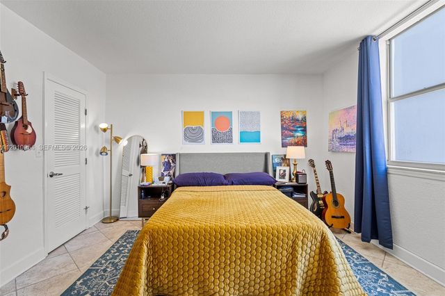 401 69th St 605, Miami Beach, FL 33141