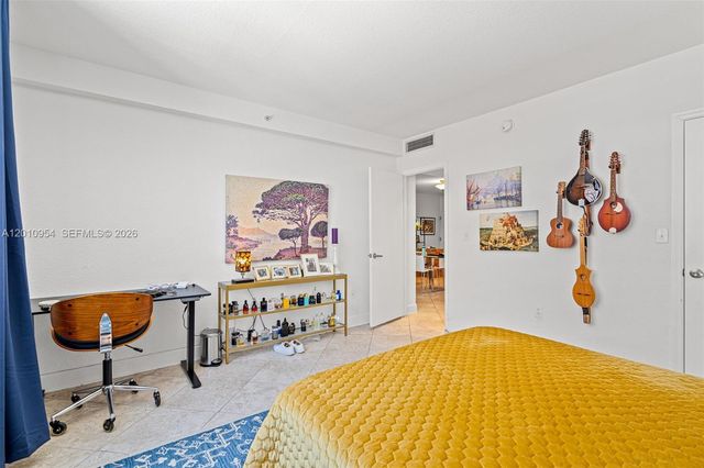 401 69th St 605, Miami Beach, FL 33141