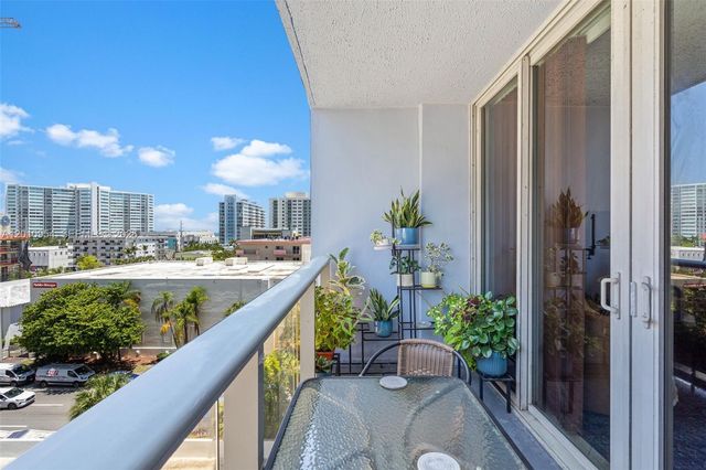 401 69th St 605, Miami Beach, FL 33141