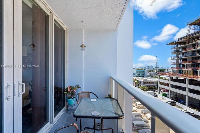 401 69th St 605, Miami Beach, FL 33141