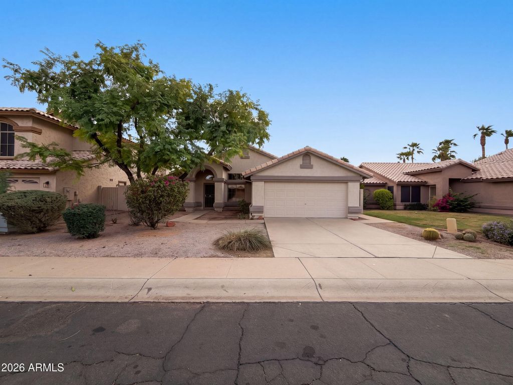 1851 E ASPEN Way, Gilbert, AZ 85234 — exterior
