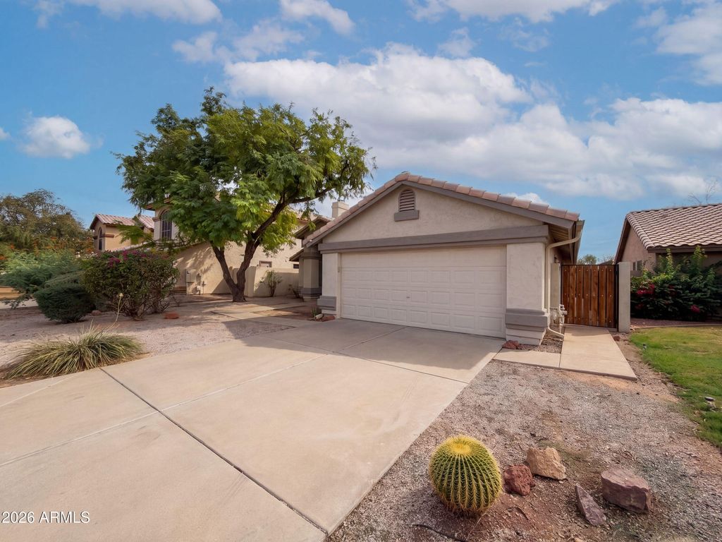 1851 E ASPEN Way, Gilbert, AZ 85234 — photo 2