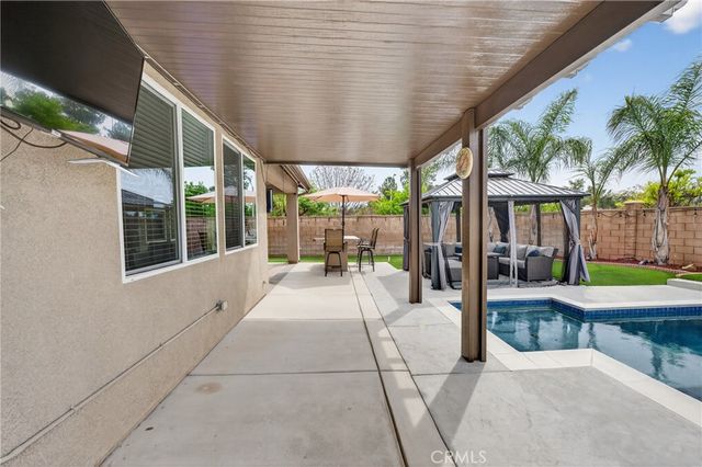 35853 35853 Sea Smoke Street, Winchester, CA 92596