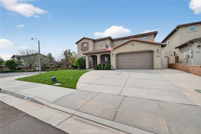 35853 35853 Sea Smoke Street, Winchester, CA 92596