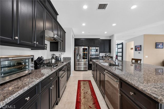 35853 35853 Sea Smoke Street, Winchester, CA 92596