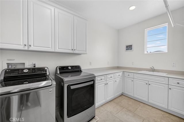 35853 35853 Sea Smoke Street, Winchester, CA 92596