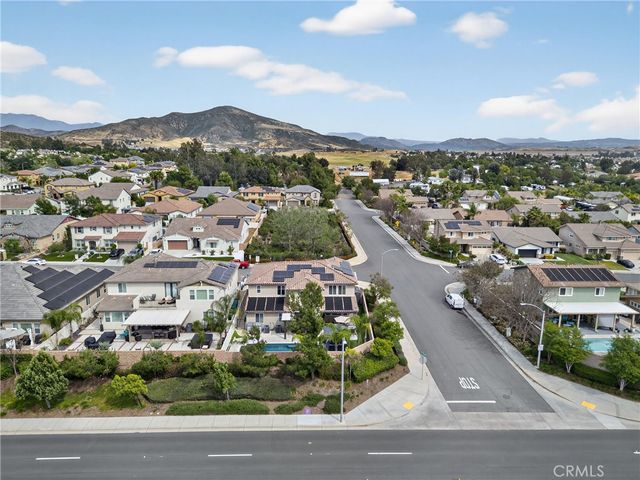 35853 35853 Sea Smoke Street, Winchester, CA 92596