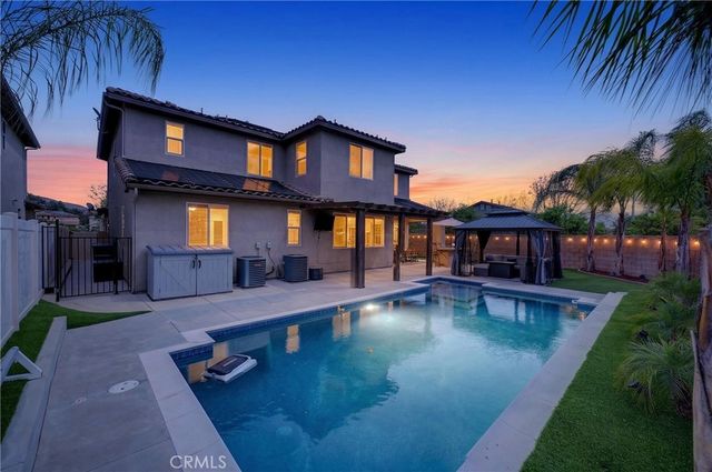 35853 35853 Sea Smoke Street, Winchester, CA 92596