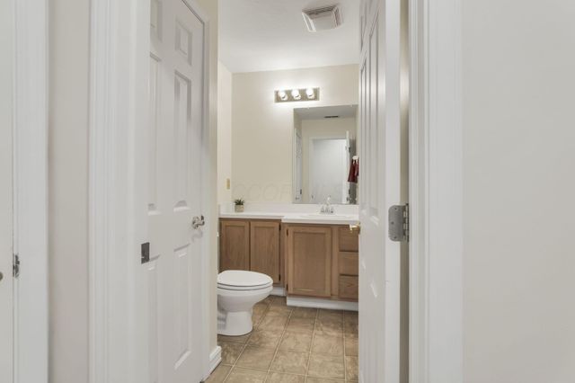 860 Village Drive, Delaware, OH 43015