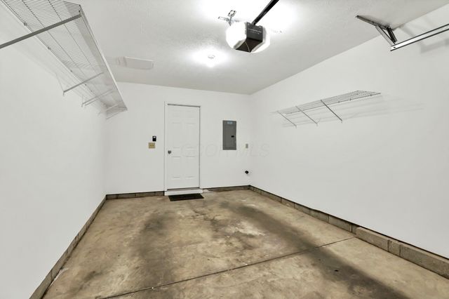 860 Village Drive, Delaware, OH 43015