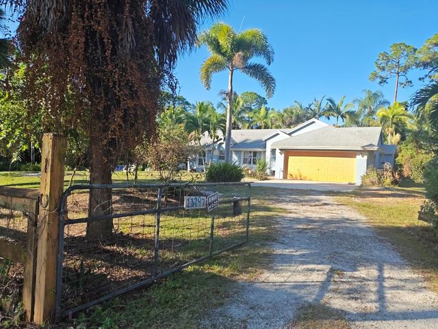 13747 42nd Road N, Royal Palm Beach, FL 33411