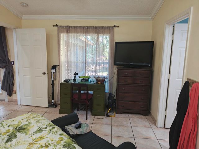 13747 42nd Road N, Royal Palm Beach, FL 33411