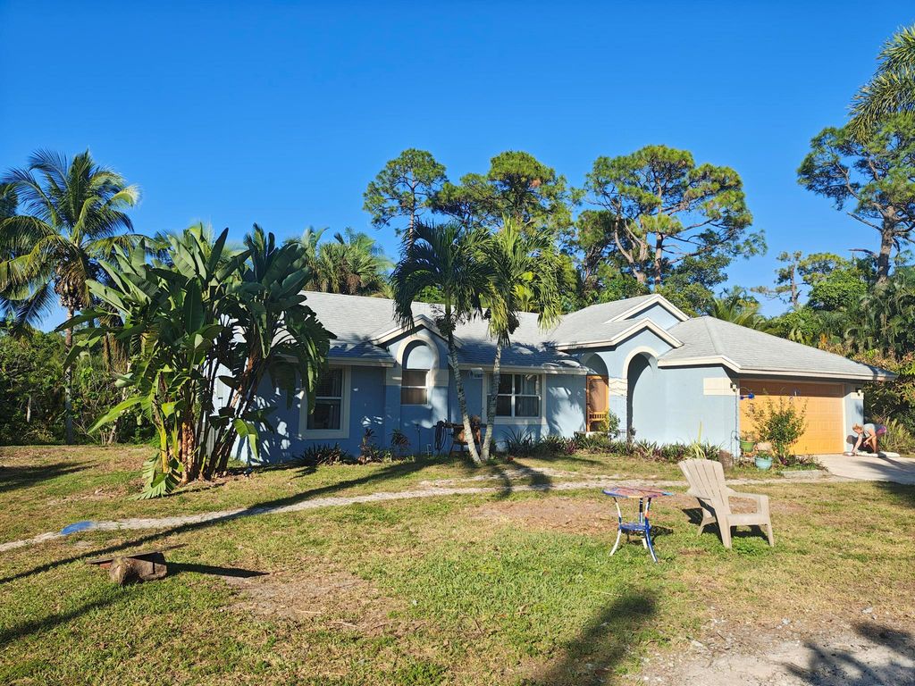 13747 42nd Road N, Royal Palm Beach, FL 33411