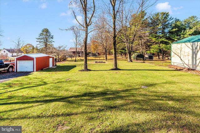 4706 WARNER DR, Manchester, MD 21102