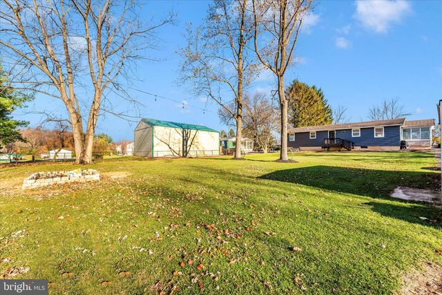 4706 WARNER DR, Manchester, MD 21102