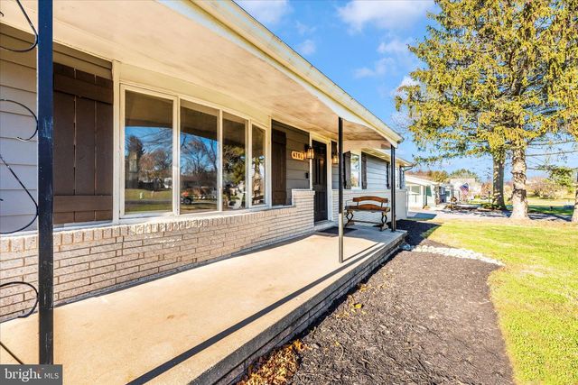 4706 WARNER DR, Manchester, MD 21102