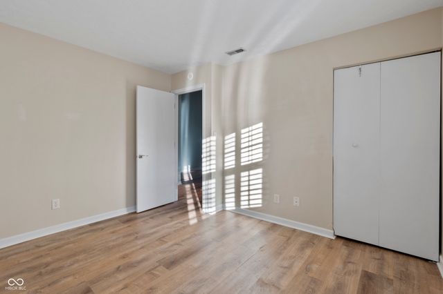 4694 Stansbury Lane, Indianapolis, IN 46254