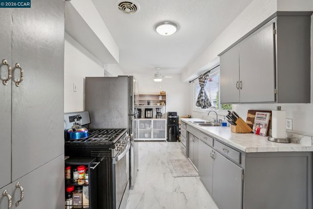 145 Broderick Dr, Brentwood, CA 94513