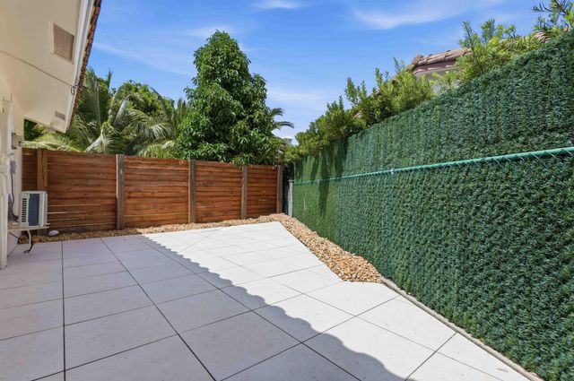 3316 NE 40TH Court, Fort Lauderdale, FL 33308