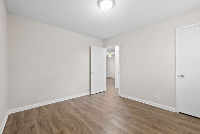 304 Chapel St Apt B, Clarksville, TN 37042