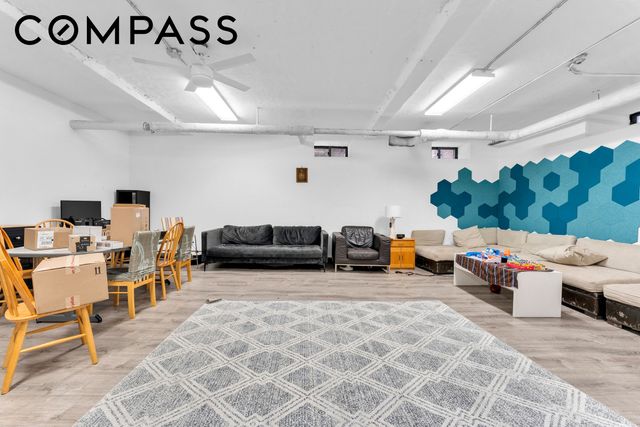 60 Cooper St Apt 5H, New York City, NY 10034