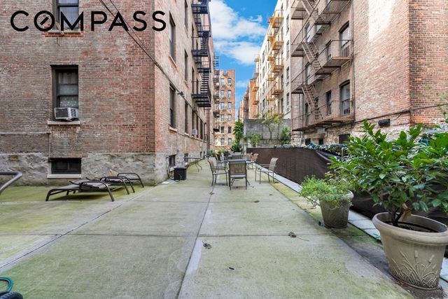 60 Cooper St Apt 5H, New York City, NY 10034