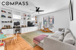 60 Cooper St Apt 5H, New York City, NY 10034