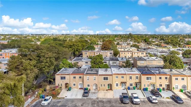 5433 NW 169th St, Miami Gardens, FL 33055