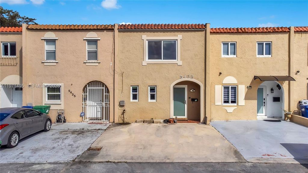 5433 NW 169th St, Miami Gardens, FL 33055