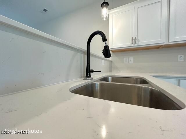 727 Cross Bridge Way, Sneads Ferry, NC 28460