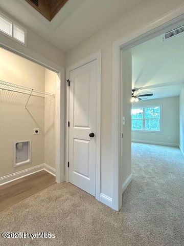 727 Cross Bridge Way, Sneads Ferry, NC 28460