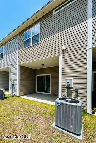 727 Cross Bridge Way, Sneads Ferry, NC 28460