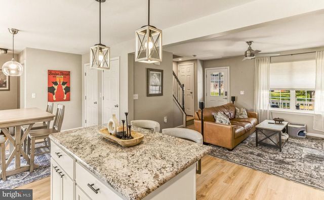 28 SMITH LN, Runnemede, NJ 08078