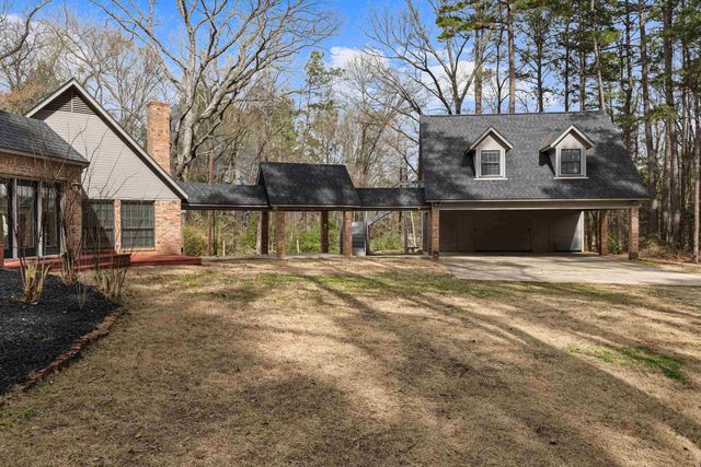 2465 Sam Page, Longview, TX 75605