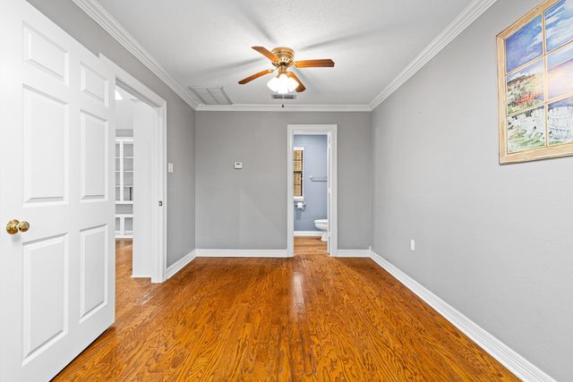 2465 Sam Page, Longview, TX 75605