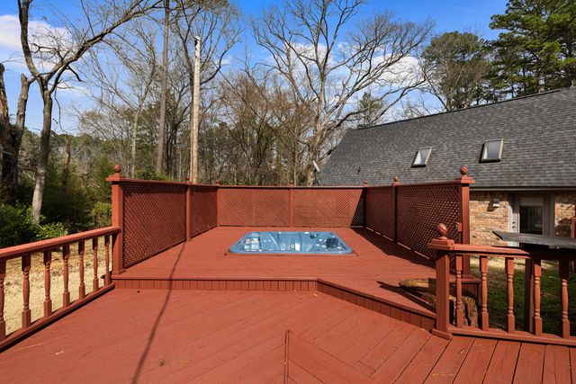 2465 Sam Page, Longview, TX 75605