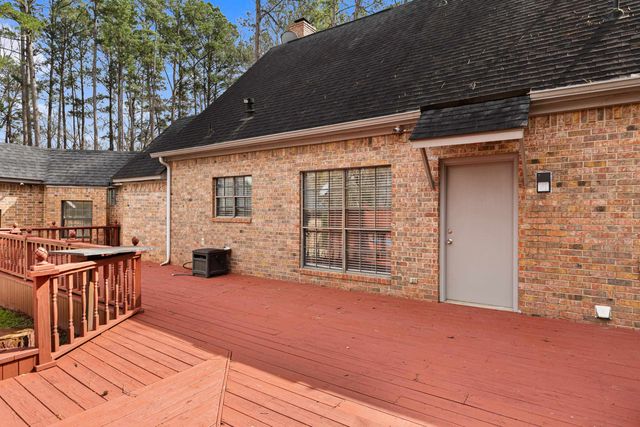 2465 Sam Page, Longview, TX 75605