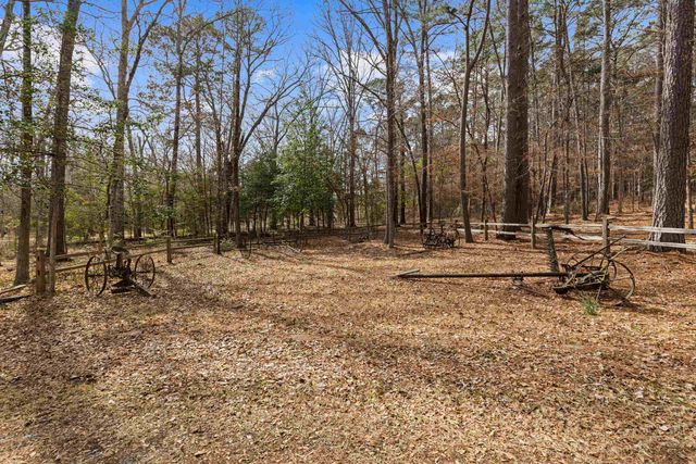 2465 Sam Page, Longview, TX 75605