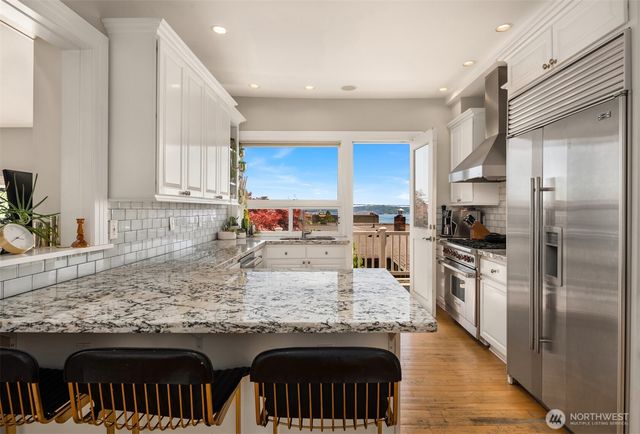 1012 2nd Avenue W, Seattle, WA 98119